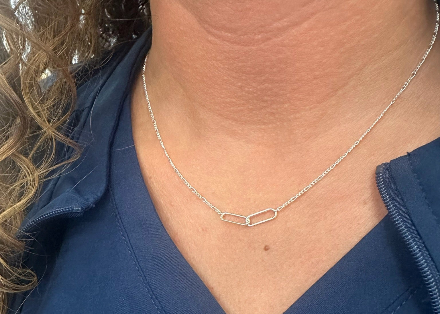 Permanent Links Necklace on Lady
